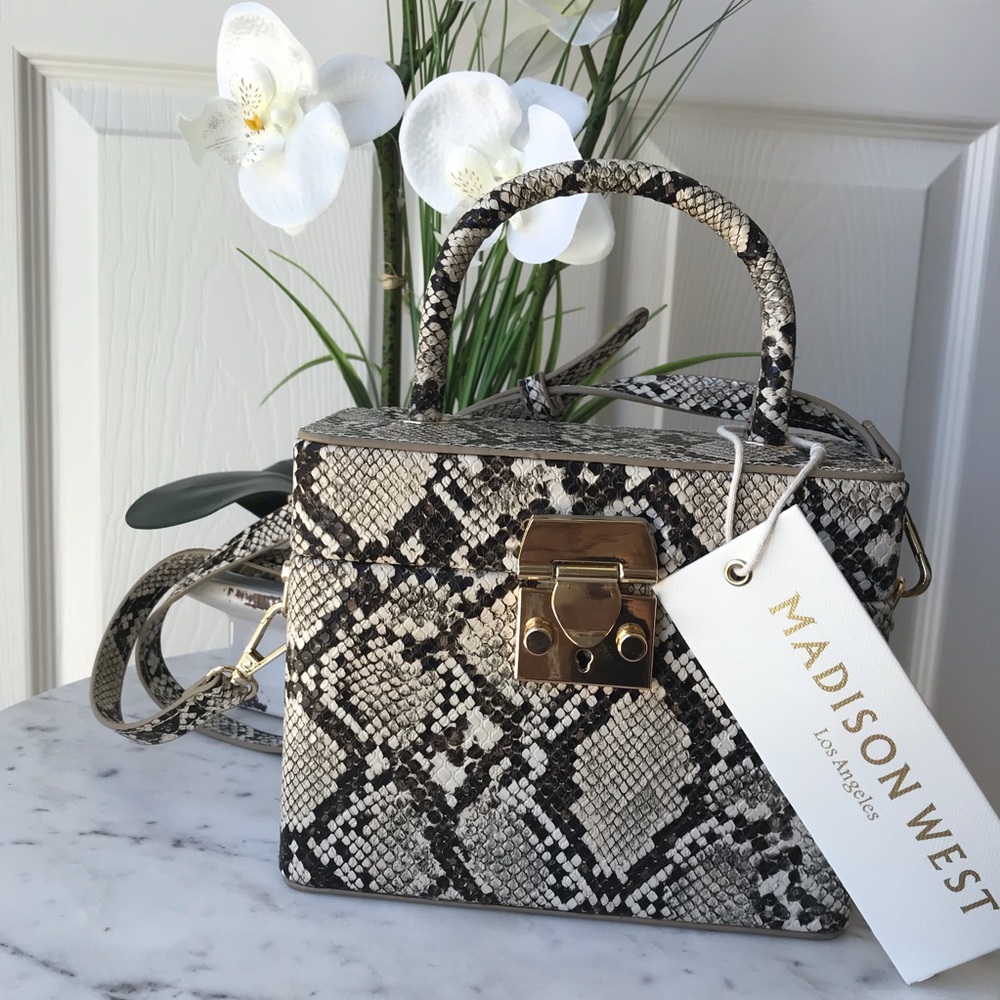 FAUX LEATHER SNAKE SKIN PRINT BOX PURSE